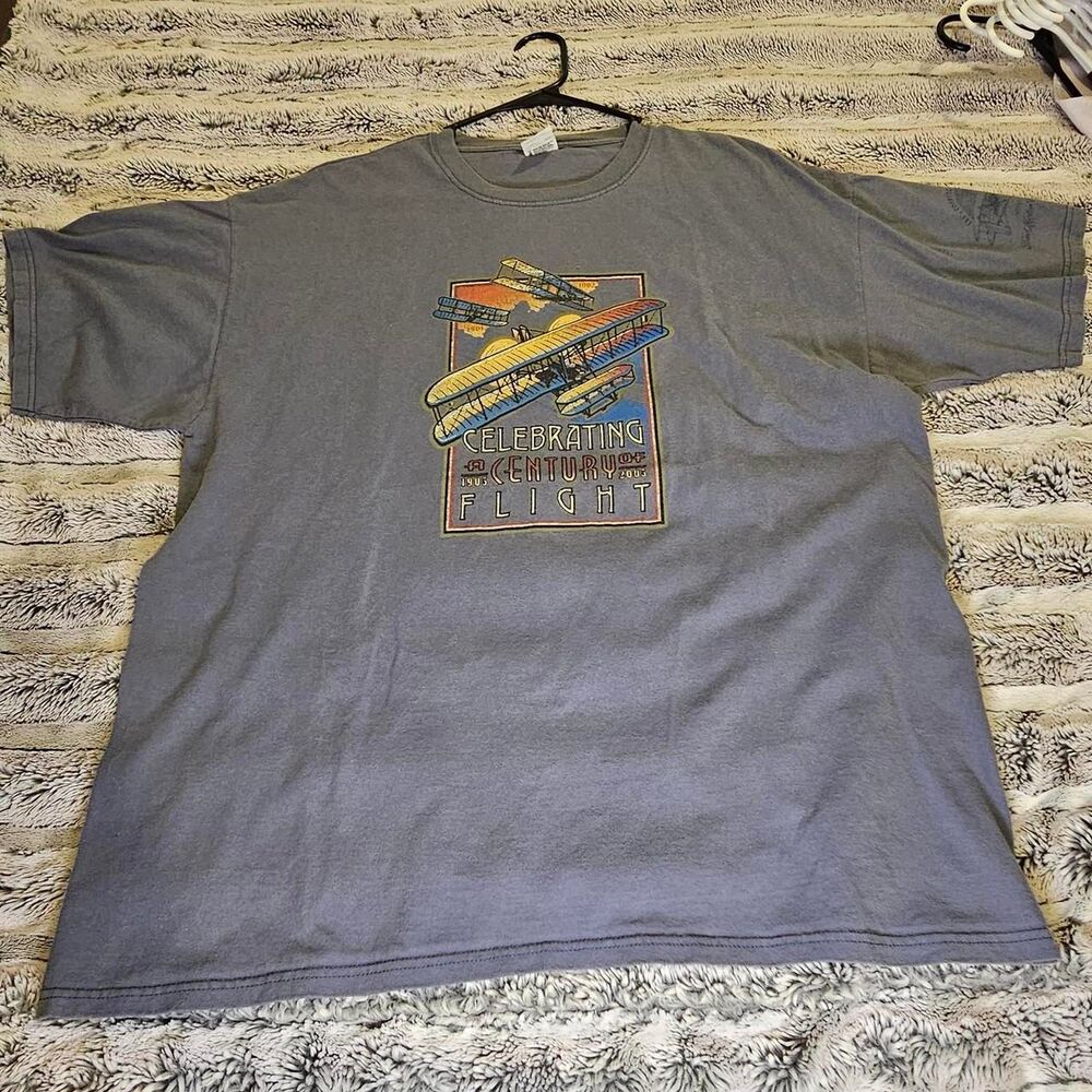 Anvil Men's Grey and Blue T-shirt